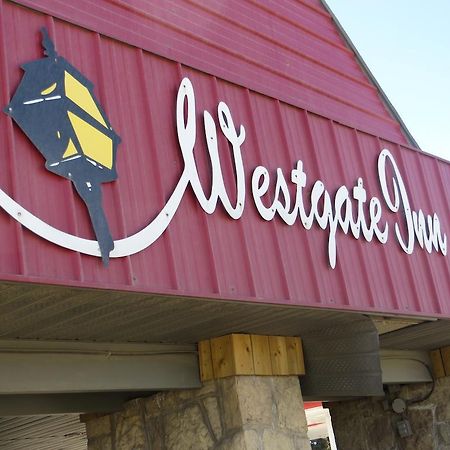 Westgate Inn Саскатун Экстерьер фото