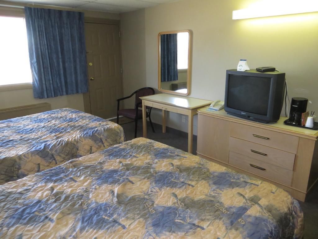 Westgate Inn Саскатун Номер фото